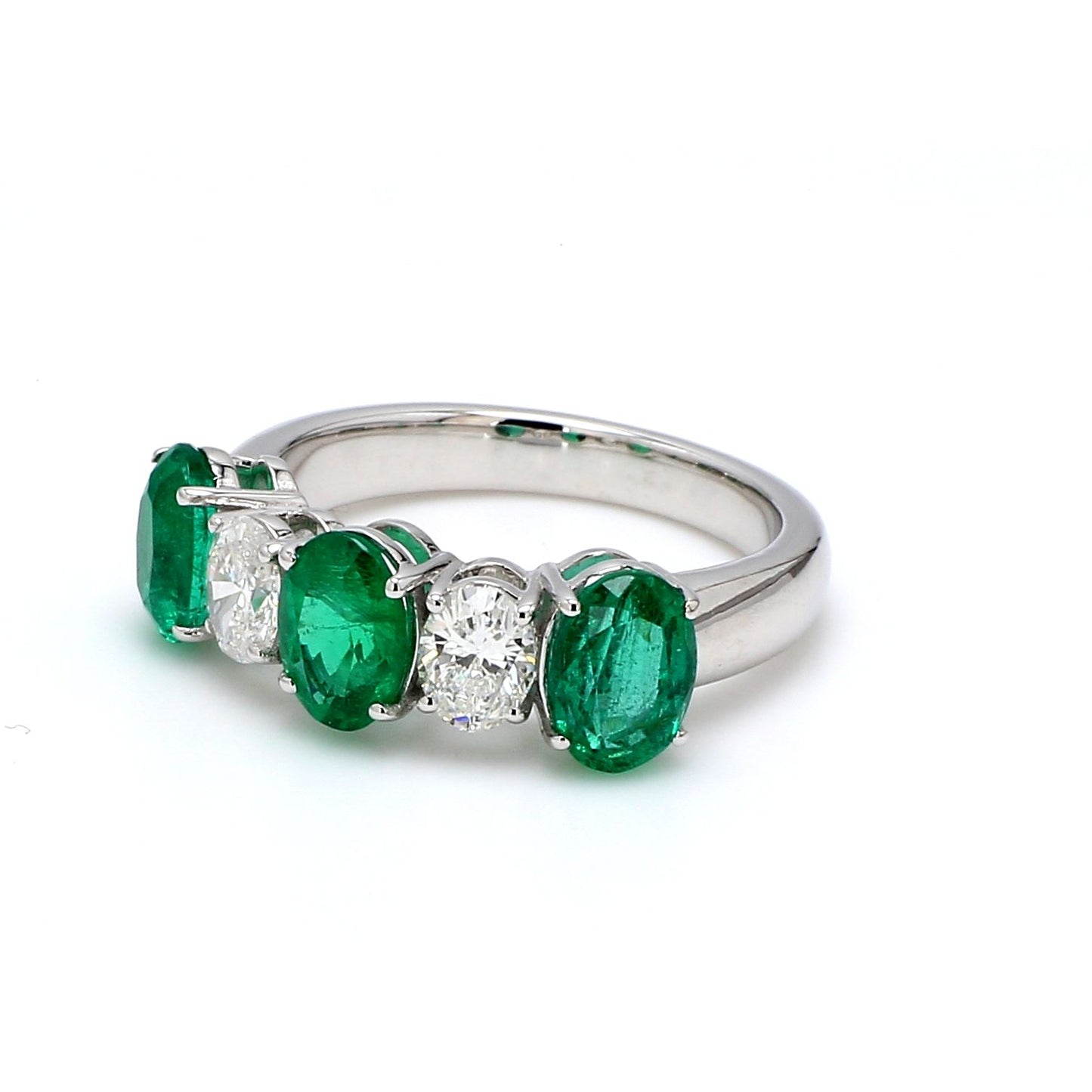 Zambian Emerald & Diamond Oval Band – 3 Emerald & 2 Diamond Alternating Ring