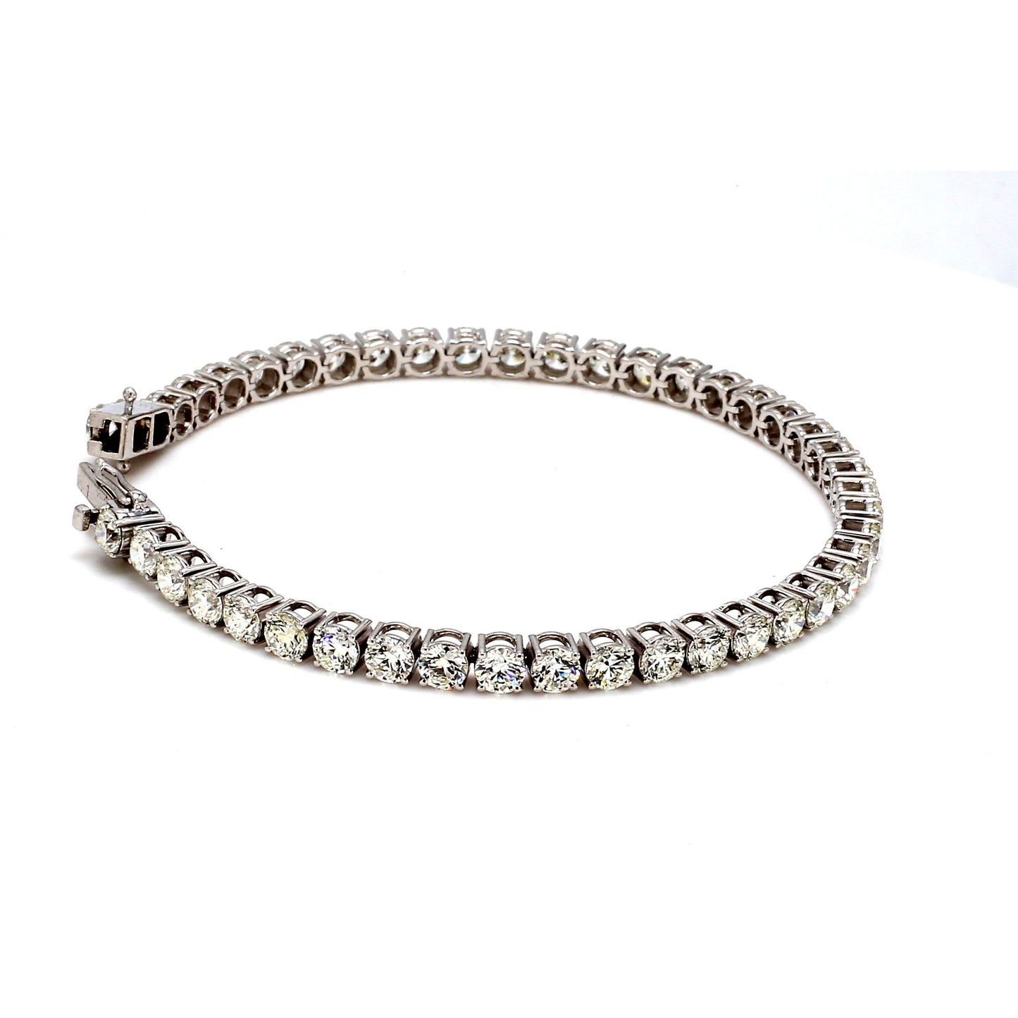 18K White Gold Diamond Tennis Bracelet — 9.00 ct tw