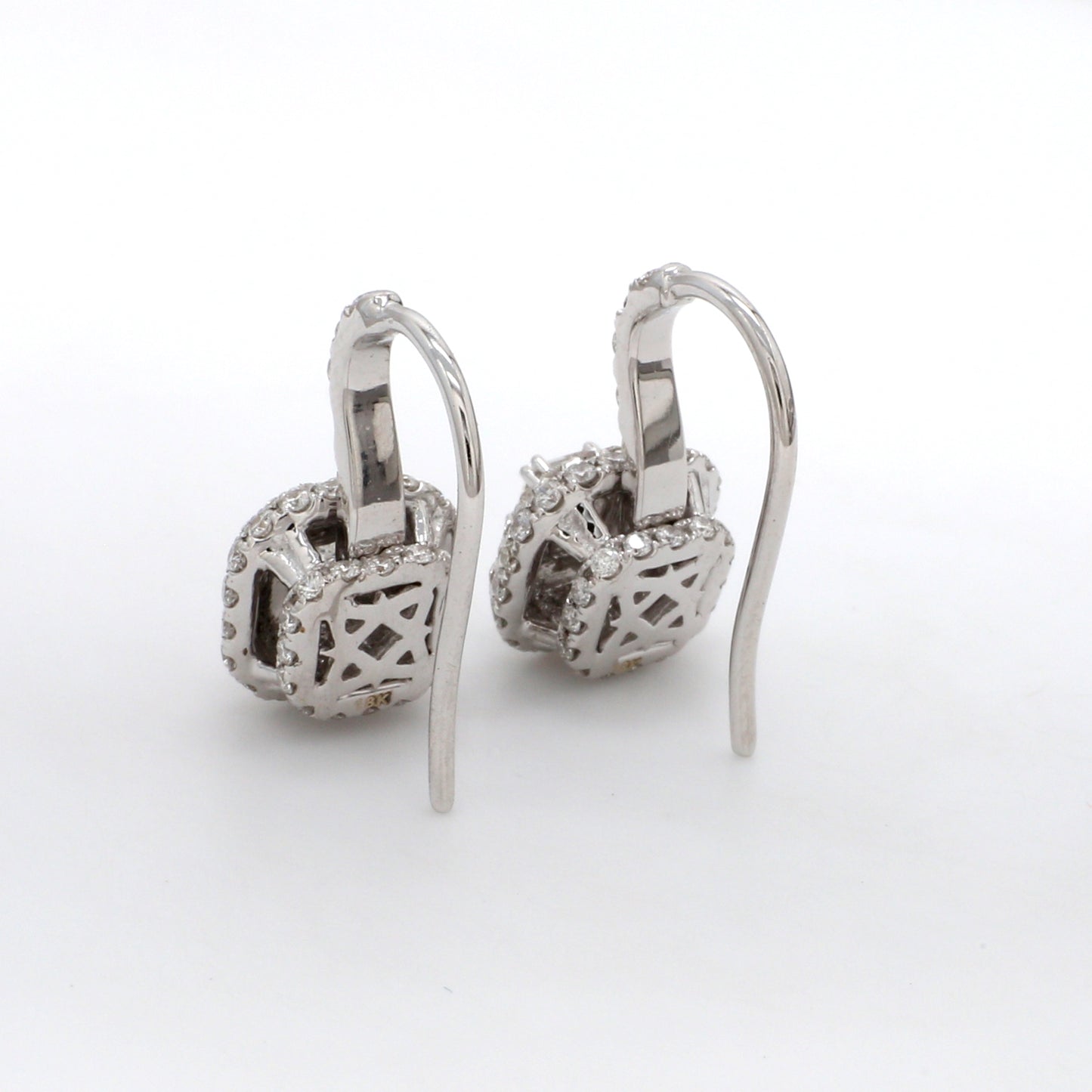 18K White Gold Diamond Earring