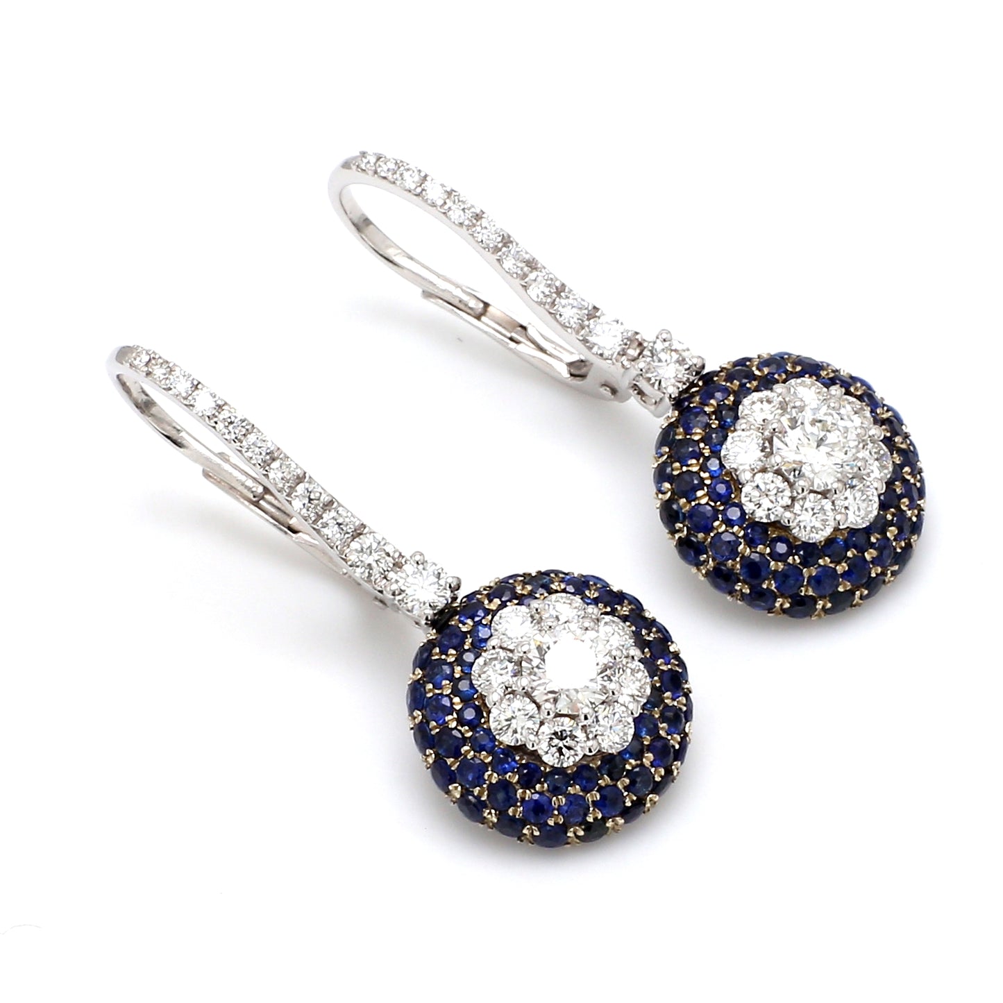 GIA certified 30 Pointer Centre with Blue Sapphire Diamond Flower Earring